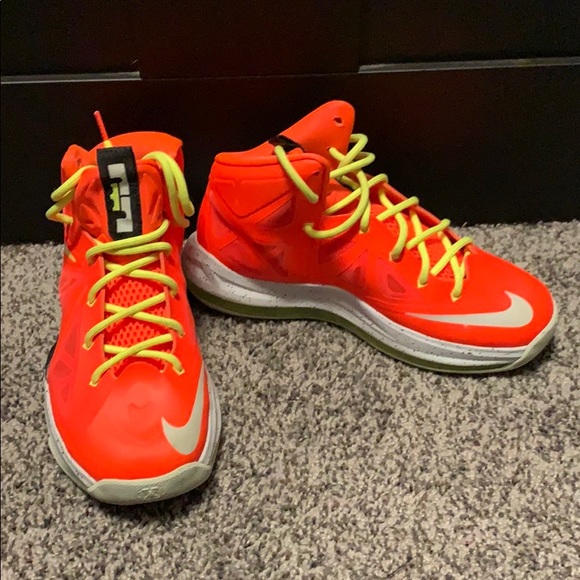 LeBron James - Picture 3 of 4